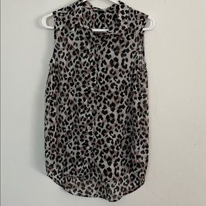 H&M leopard print sleeveless shirt in size 6